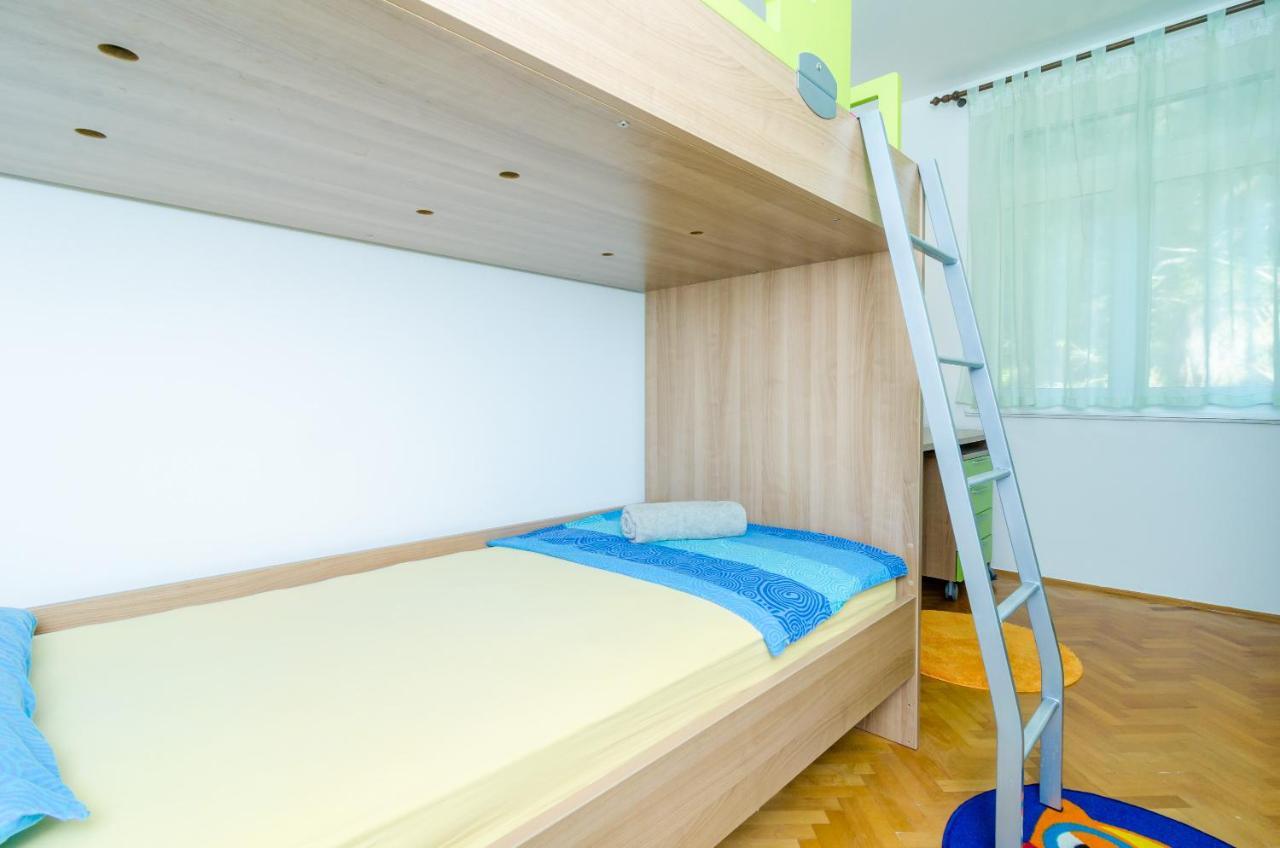 Sun City Apartment Dubrovnik Bagian luar foto