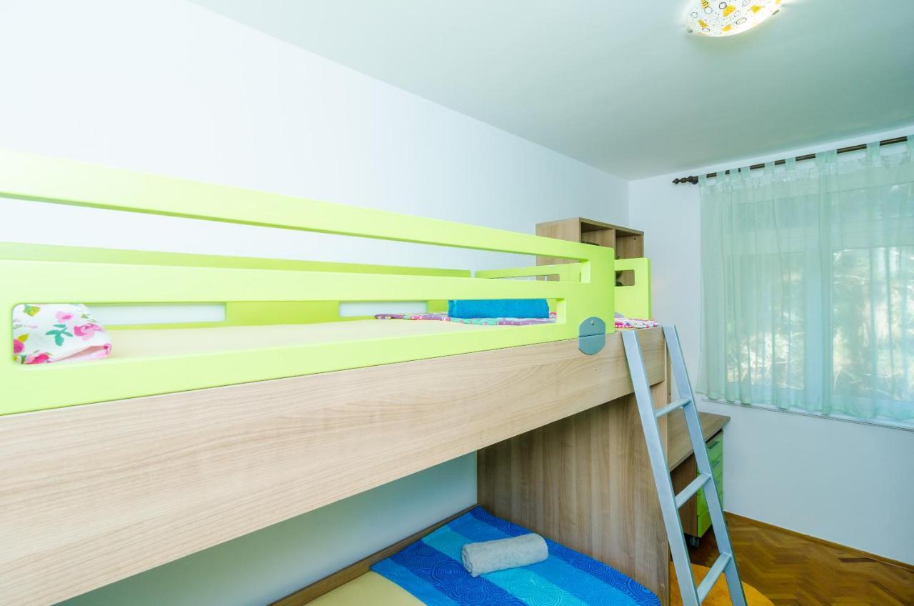Sun City Apartment Dubrovnik Bagian luar foto