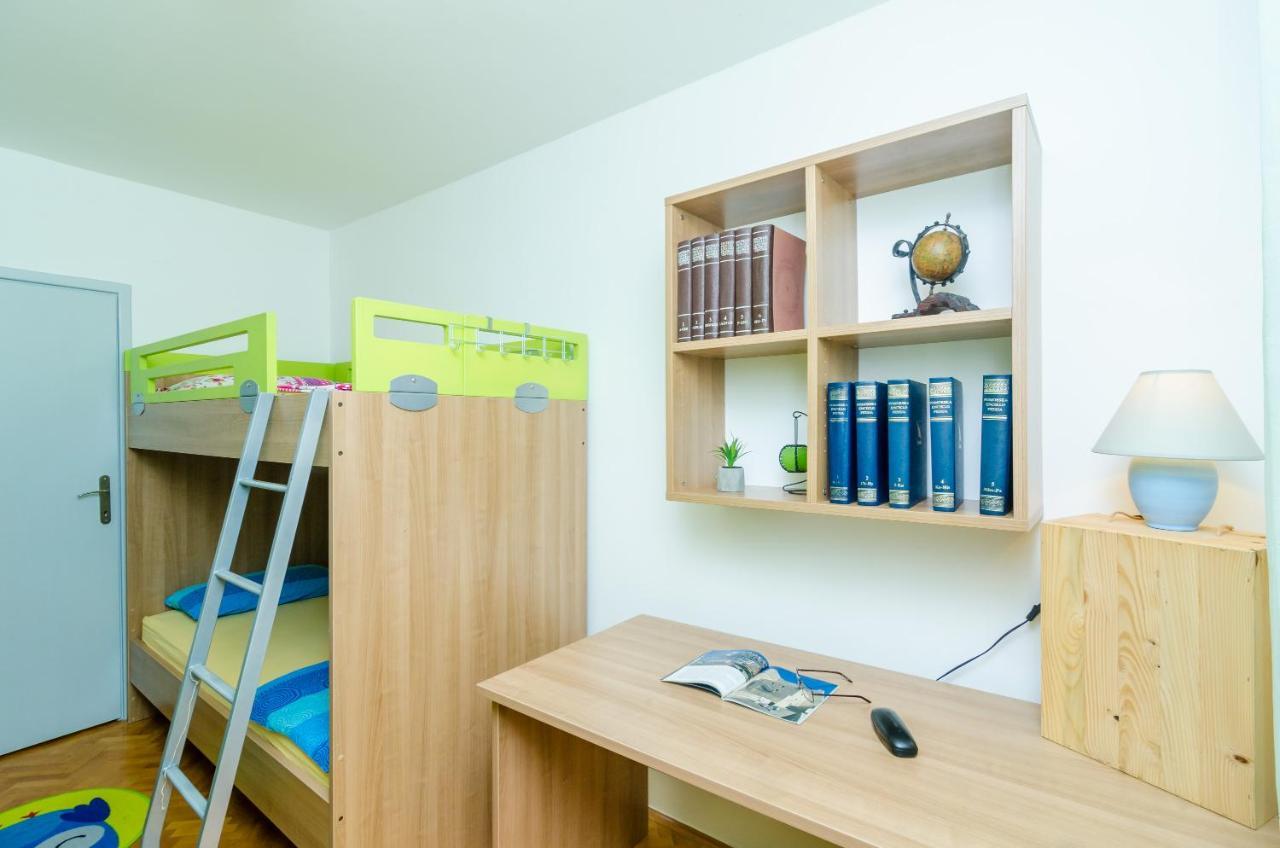 Sun City Apartment Dubrovnik Bagian luar foto